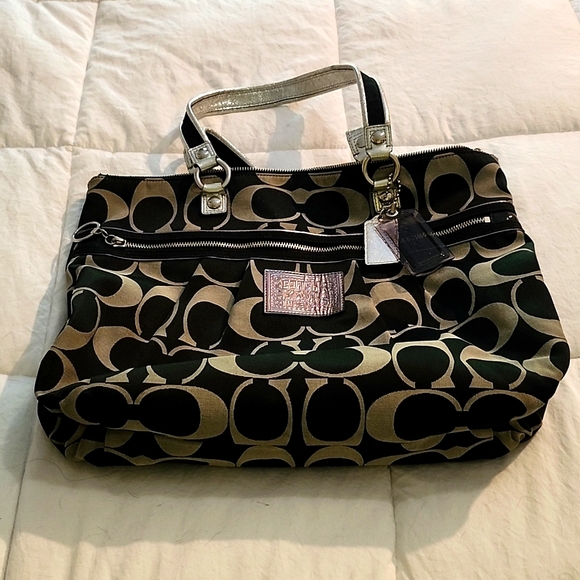 Coach Handbags - Coach Purse